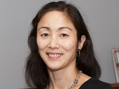 Julie Jong Koch, MSW, LICSW profile picture